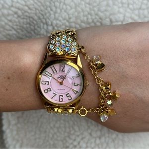 Kirks folly gold tone vintage heart dangle girly analog watch